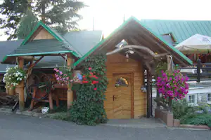 Camping Goralský Dvor - Gebäude auf dem Campingplatz