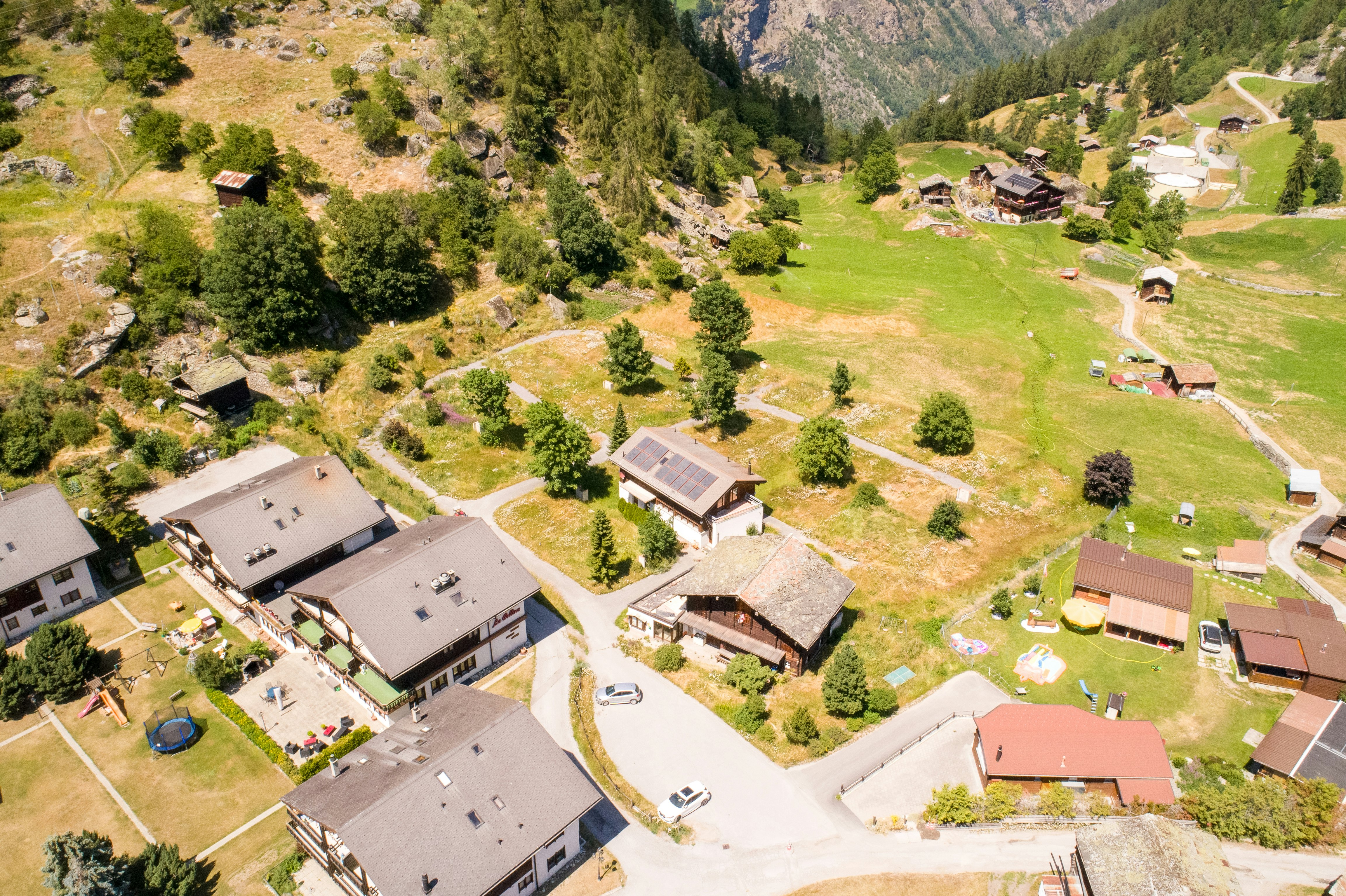 Camping Grächbiel  - Campingplatz aus der Vogelperspektive