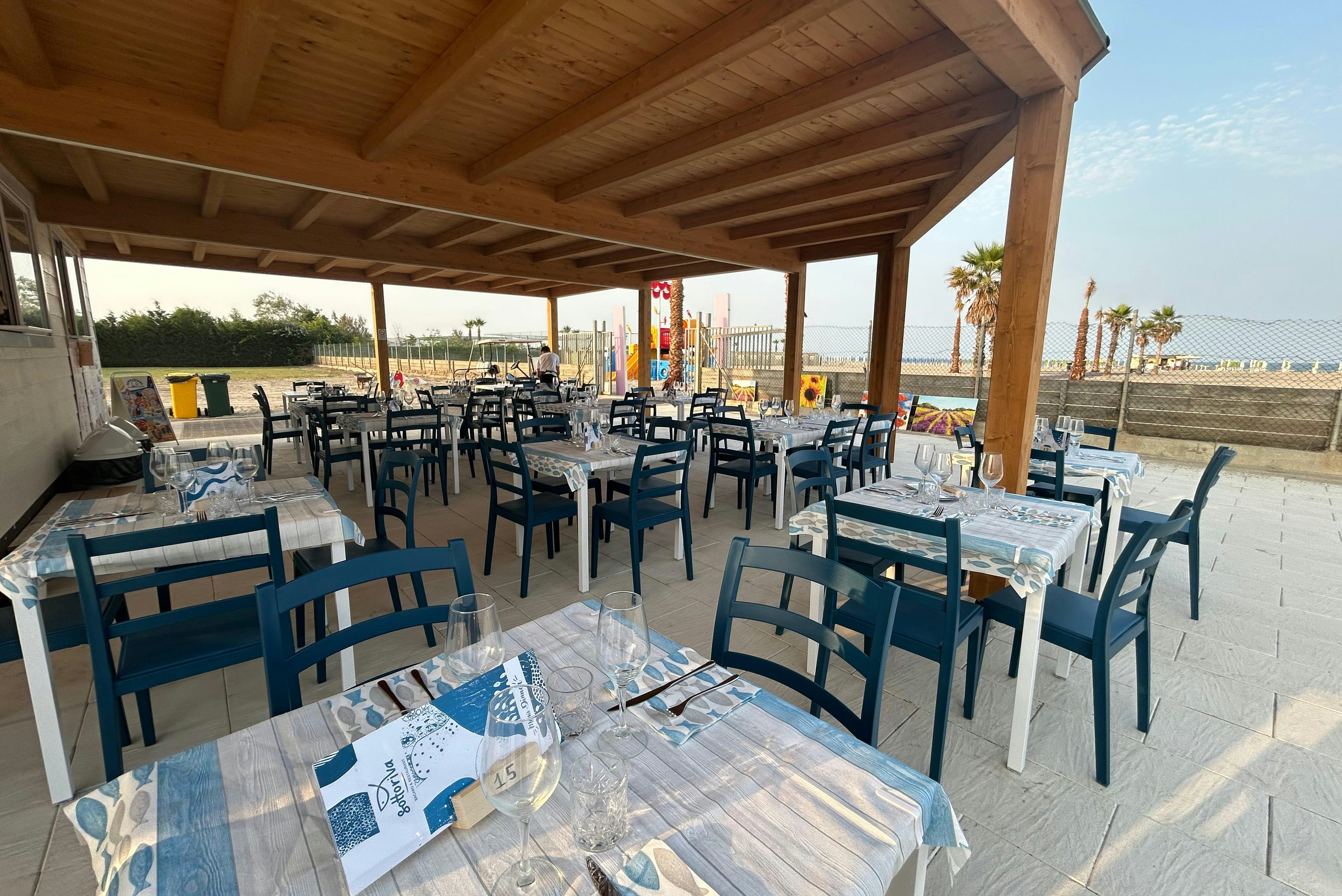 Camping Grande Italia  - Restaurant mit Terrasse auf dem Campingplatz
