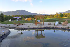 Camping Garden Park - Blick auf den Teich