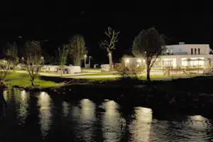 Camping Gritt - Campingplatz am Wasser bei Nacht