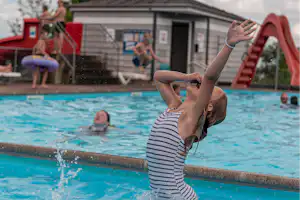 Camping Grønninghoved Strand - Freibad auf dem Campingplatz