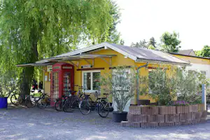 Camping Groeneveld - Gebäude auf dem Campingplatz