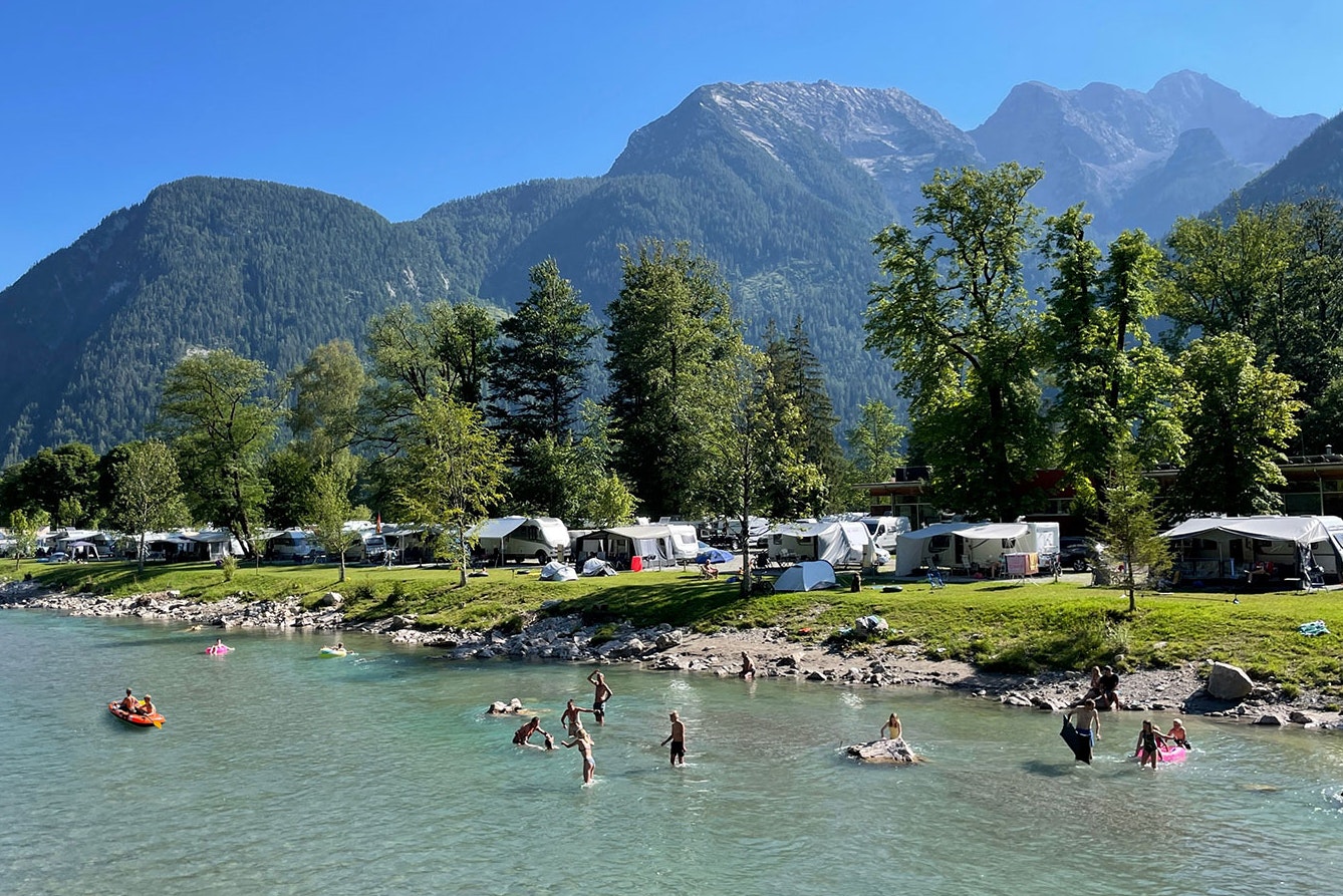 Camping Grubhof - Baden im Fluss am Campingplatz
