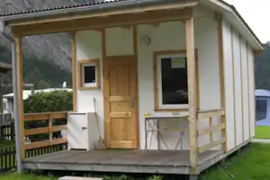 Camping Grund - Mobilheim mit Terrasse auf dem Campingplatz