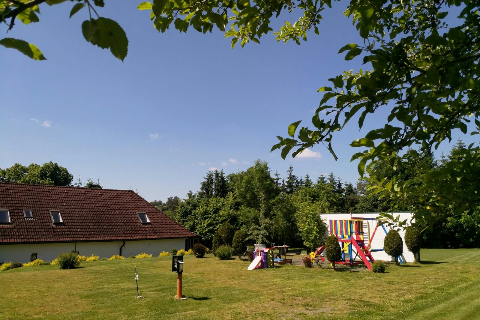 Camping Guesthouse Plí?kovice  Camping Guesthouse Plíškovice - Campingplatz mit Kinderspielplatz im Grünen