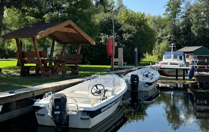 Hafen Eggesin - Camping - Hafenbar