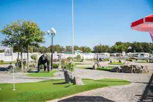 First Camp Hagön-Halmstad - Minigolfanlage auf dem Campingplatz