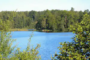 Camping Halen - Blick auf den See auf dem Campingplatz