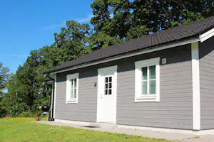Camping Halen - Mobilheim auf der Wiese
