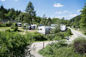 Camping Harfenmühle - Zelt- und Wohnwagenstellplätze im Grünen auf dem Campingplatz