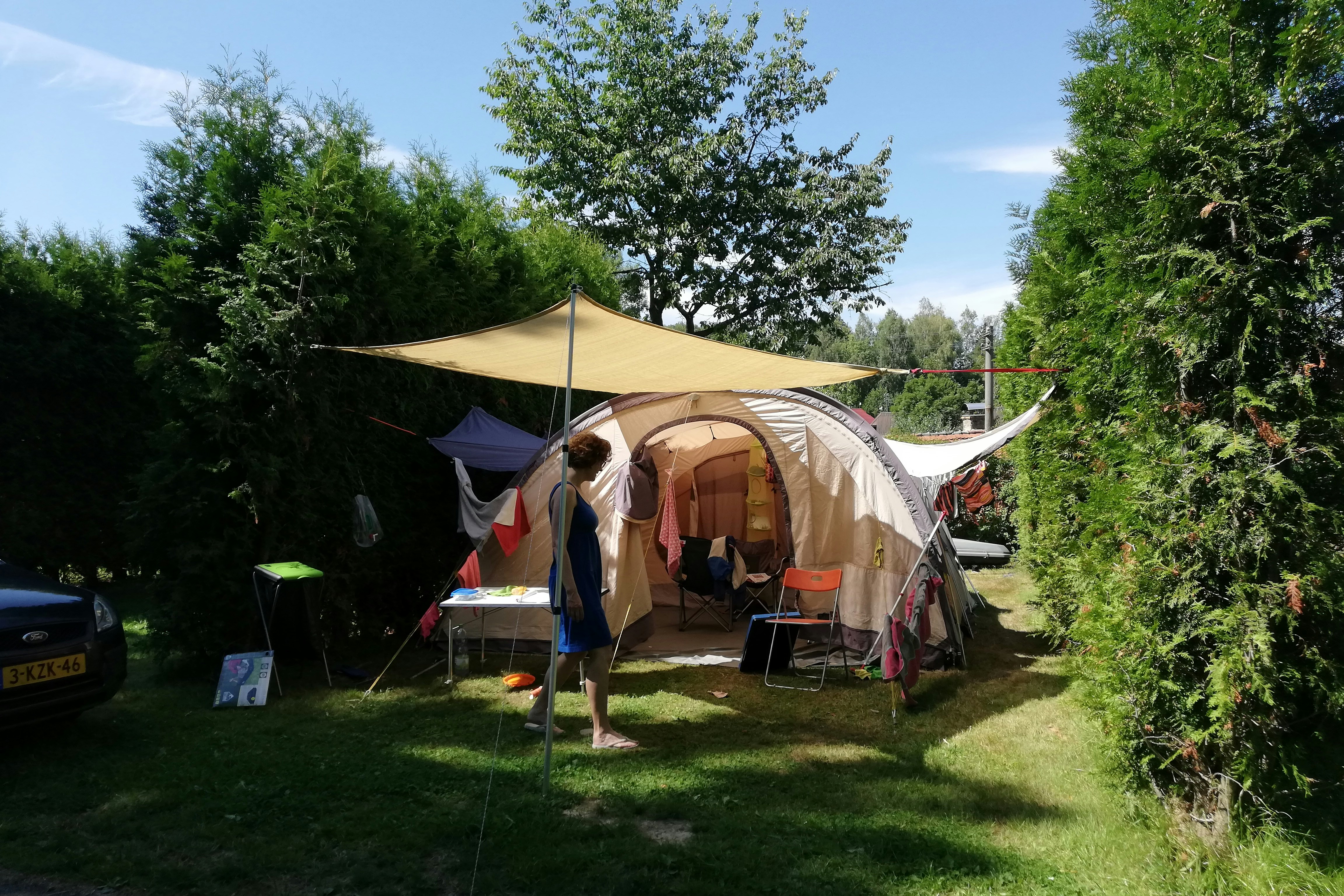 Camping Harta - Zeltplatz im Grünen auf dem Campingplatz