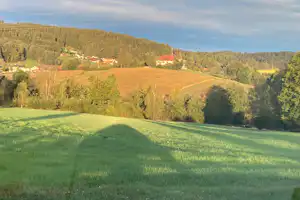 Camping Hastreiter - Blick in die Umgebung des Campingplatzes