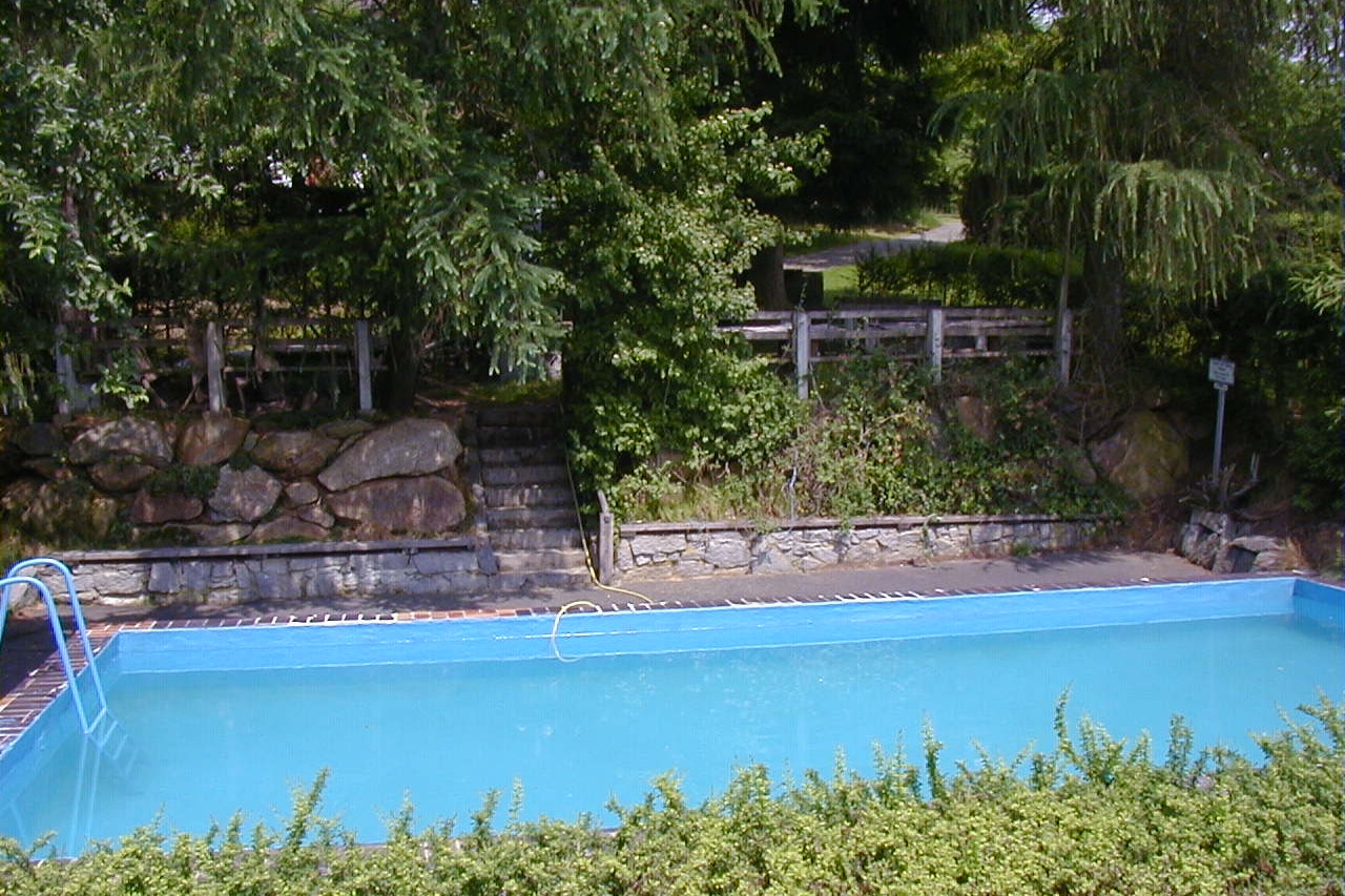 Camping Hastreiter - Pool im Freien auf dem Campingplatz