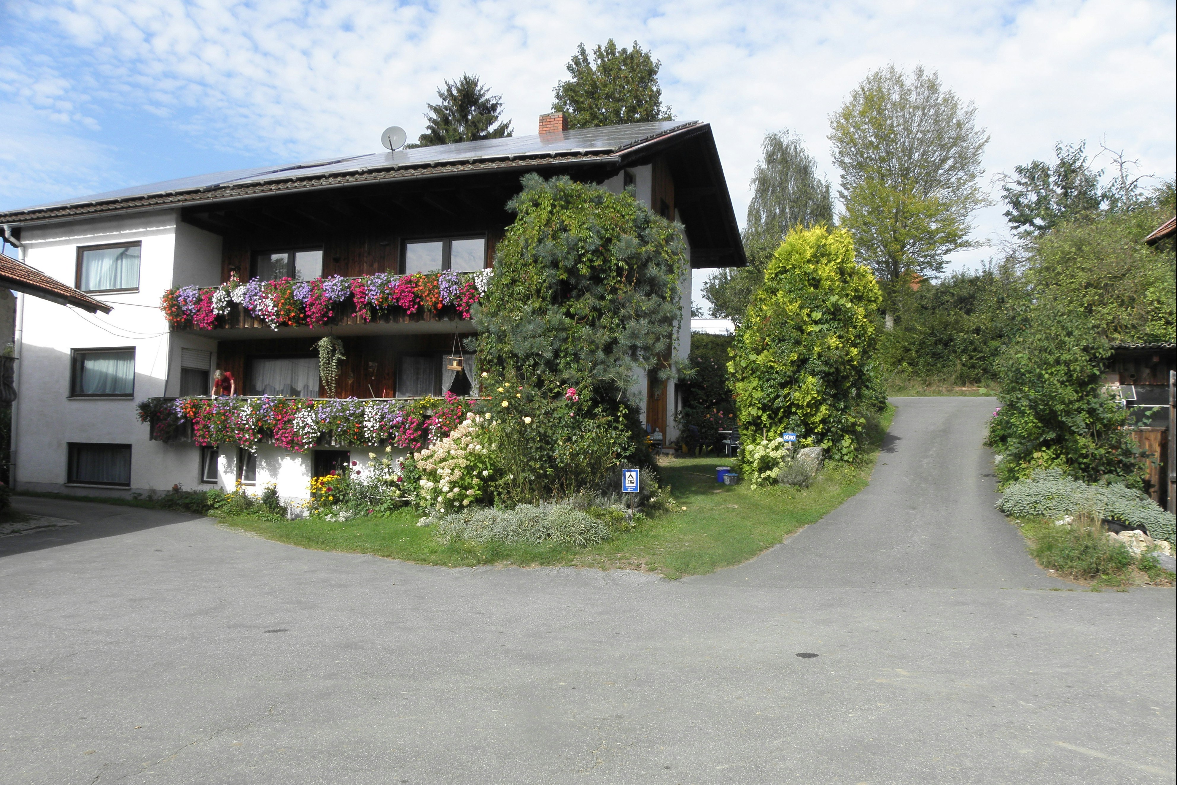 Camping Hastreiter - Rezeptionsgebäude des Campingplatzes