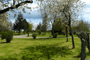 Camping Hautoreille - Standplatzwiese auf dem Campingplatz