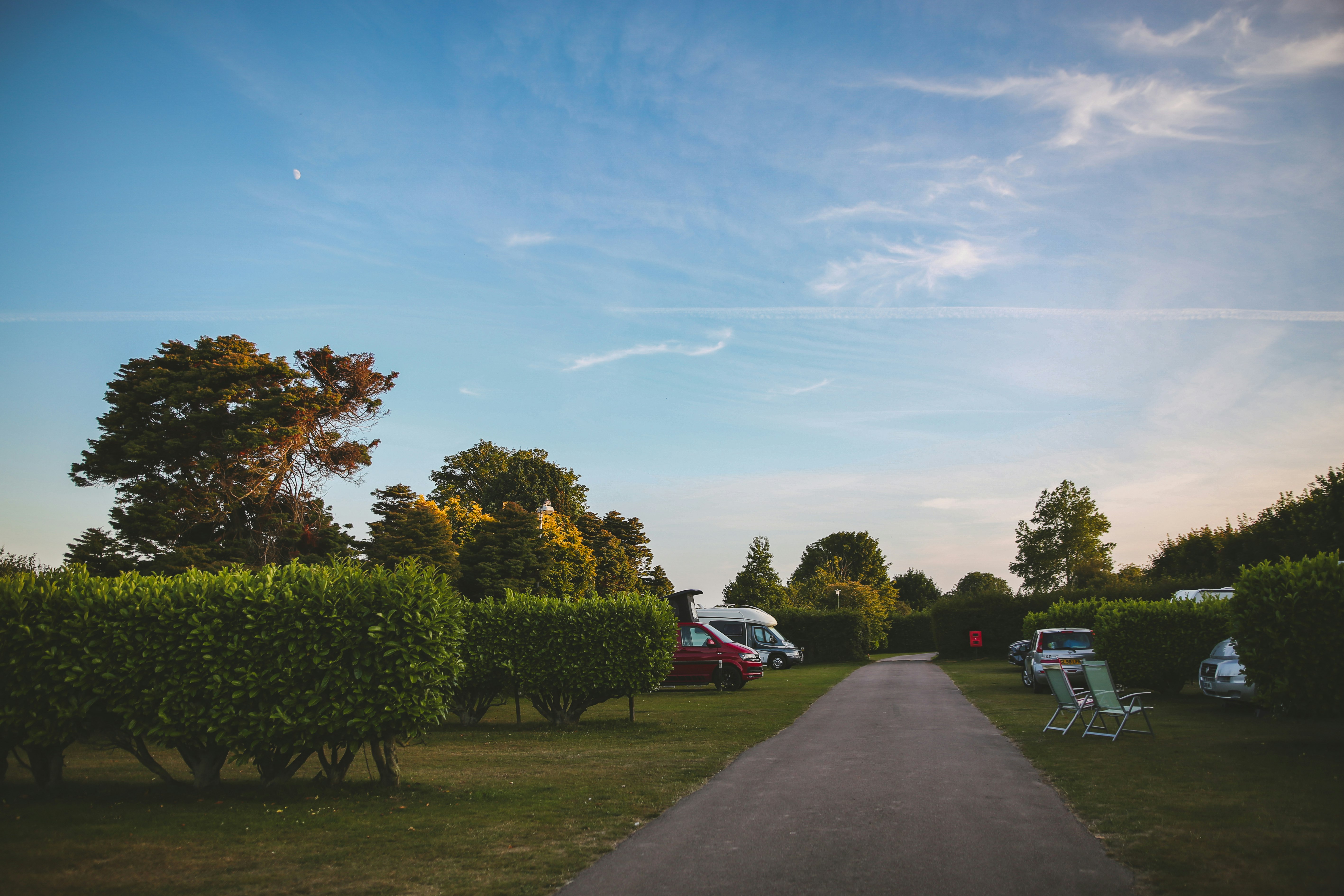 Camping Hawthorn Farm - Sonnenuntergang über den Stellplätzen
