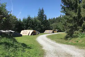 Camping Hebalm - Zeltplätze auf der Wiese
