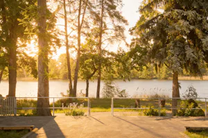 Camping Heideblick - Blick auf den Fluss vom Campingplatz aus
