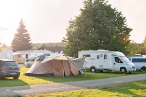 Camping Heidehof - Blick auf die Stellplatzwiese