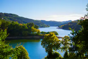 Camping Héiltzerstee - Blick auf den Fluss in der Umgebung des Campingplatzes