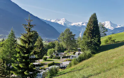 Natürlich Hell. Camping & Aparthotel