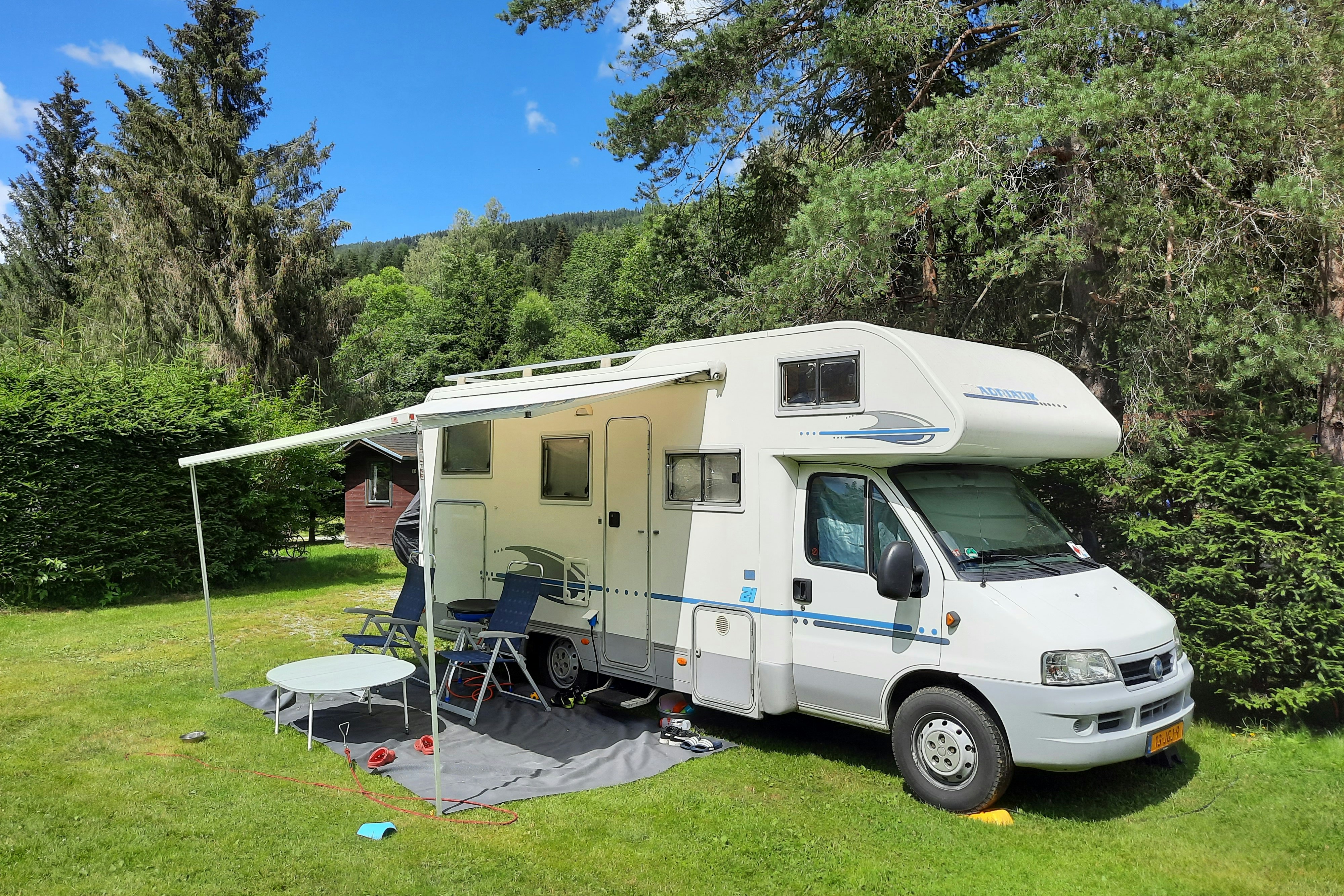Camping Hirschegg - Wohnmobil auf Standplatz