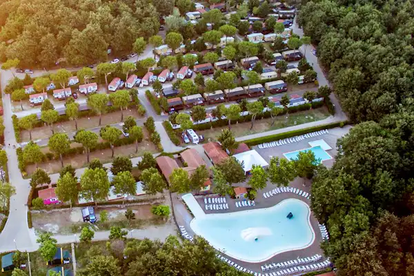hu I Pini Village