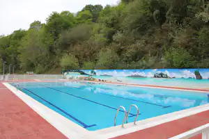 Camping Igara de San Sebastián - Pool vom Campingplatz