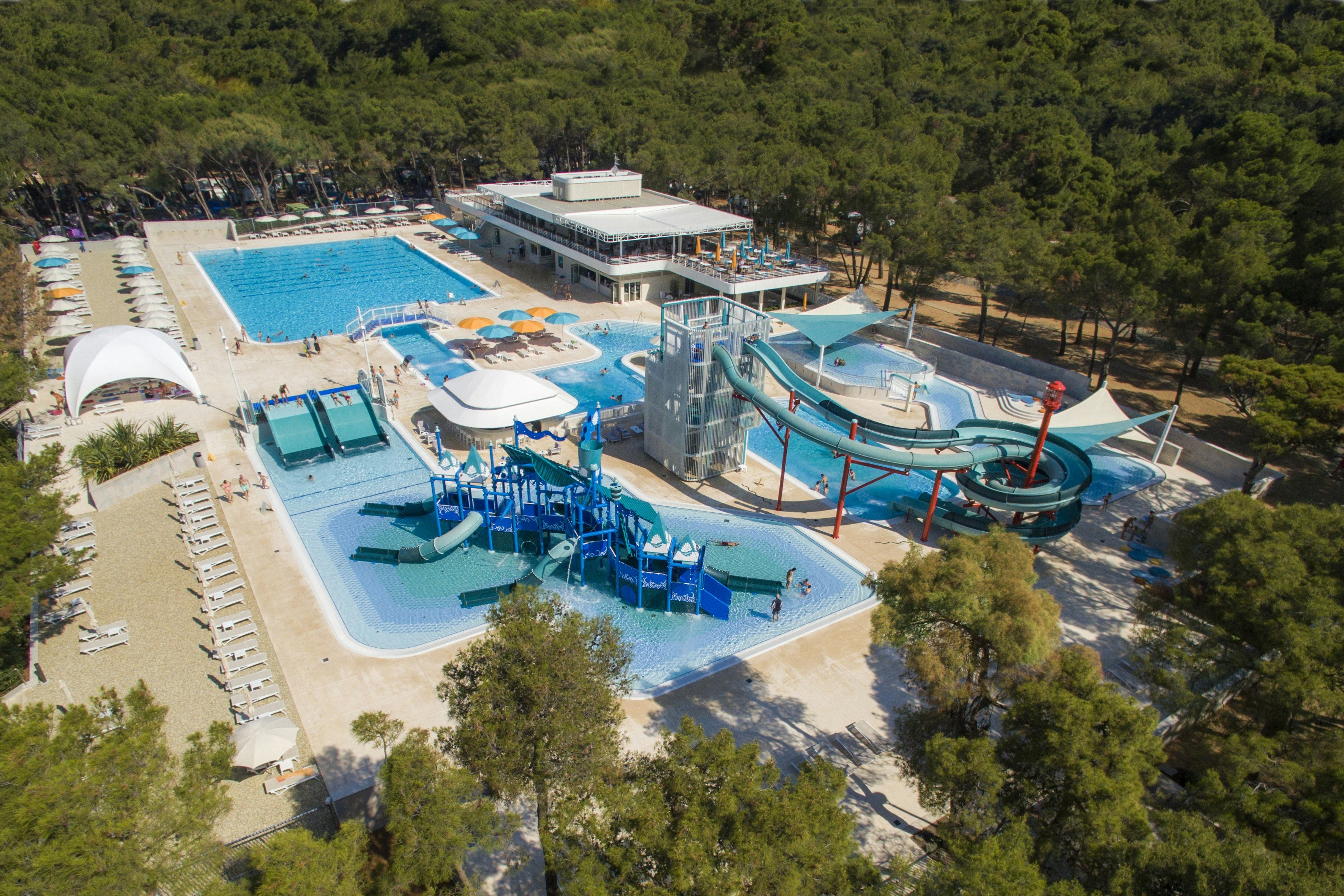Camping Čikat - Luftaufnahme des Wasserparks