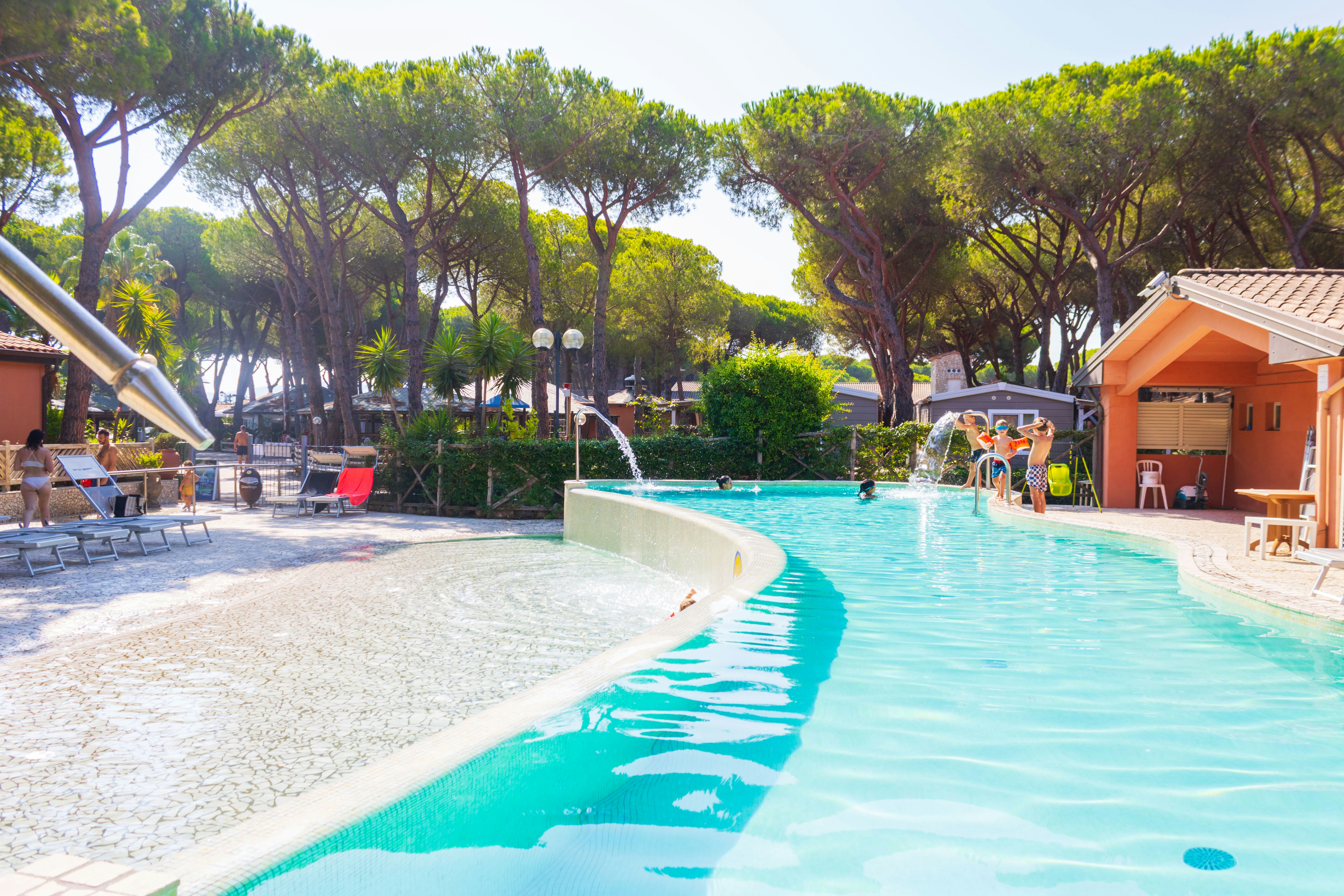 Gitavillage Il Gabbiano  Camping Il Gabbiano Village - Freibad auf dem Campingplatz