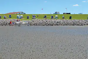 Camping in Lee - Strand vom Campingplatz an der Nordsee