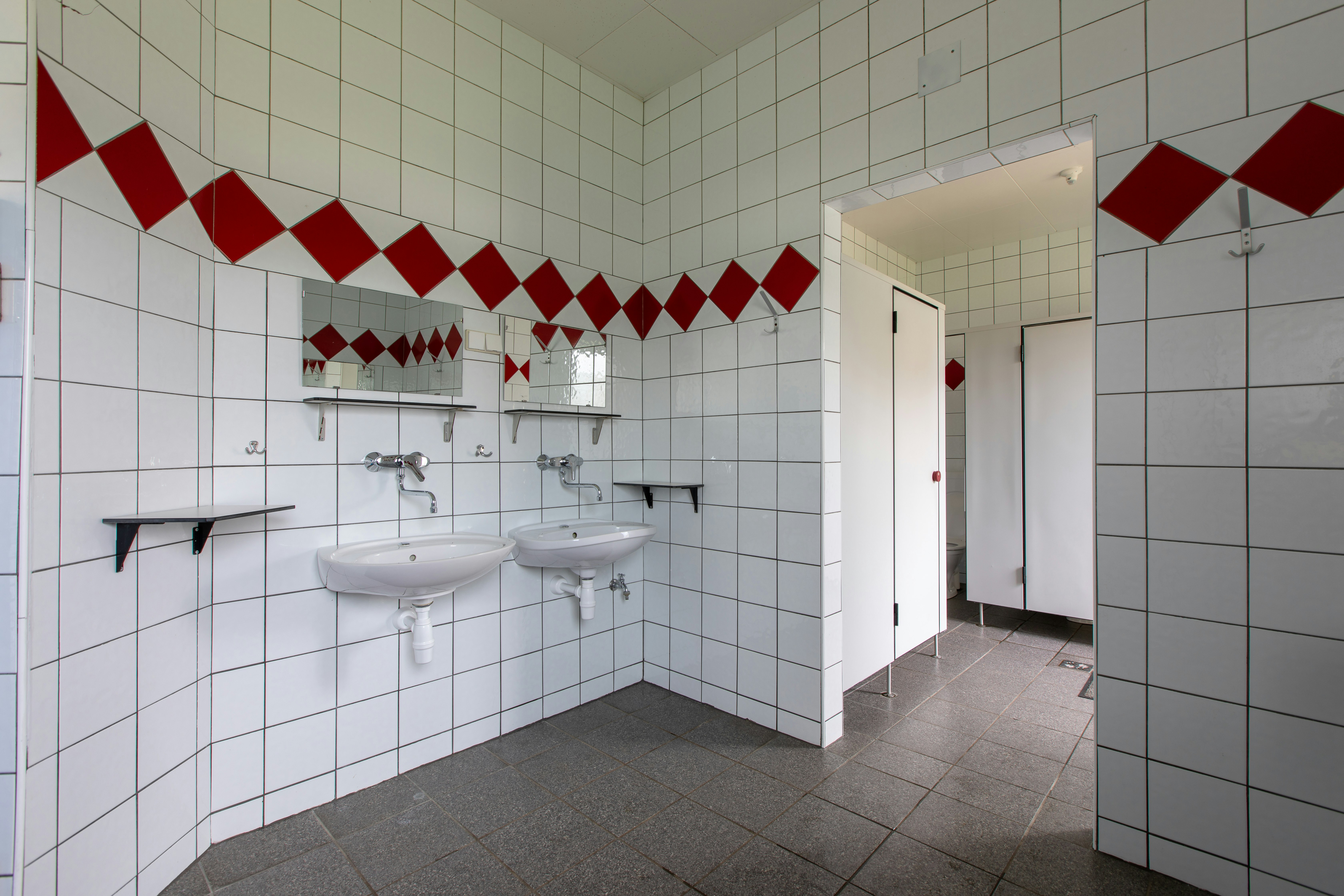 Camping-Insel Puchner  Camping Puchner  -  Sanitärbereich auf dem Campingplatz