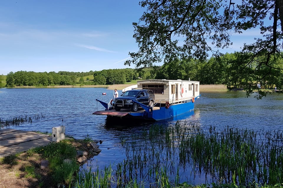 Camping Inter Nos - Fähre über den Jezioro Lubie