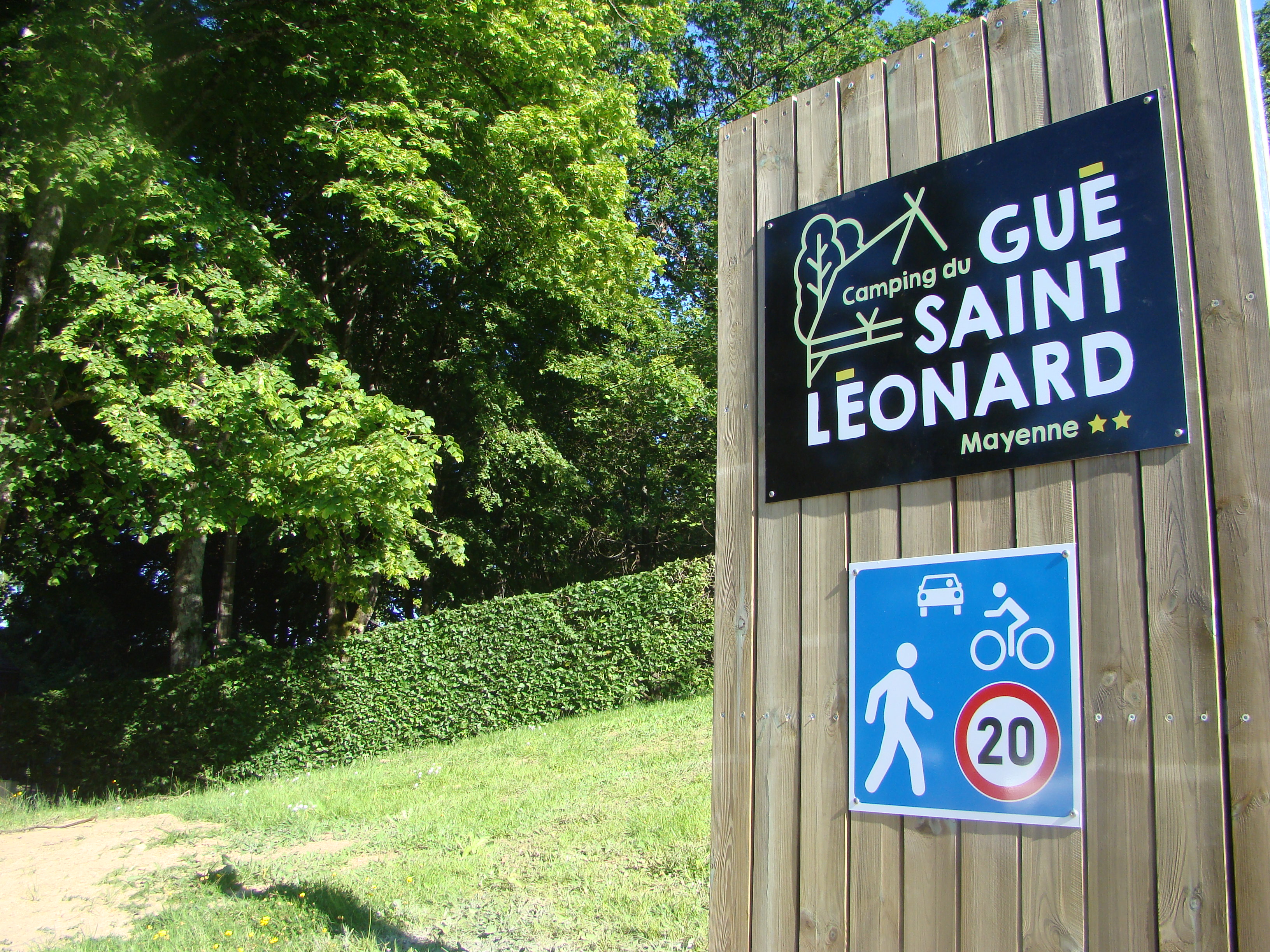 Camping Intercommunal du Gué St. Léonard