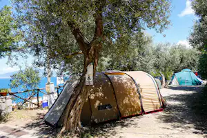 Camping International Nube d'Argento - Stellplätze mit Blick auf den Mittelmeer