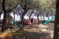 Camping International Torre Cerrano - Kinderanimation auf dem Spielplatz des Campingplatzes