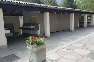 Camping International Touring - Sanitärgebäude auf dem Campingplatz