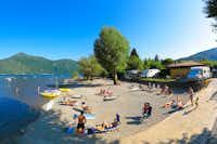 Camping Internazionale Paradis - der Strand des Lago Maggiore direkt am Campingplatz