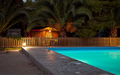 Camping Iria Beach