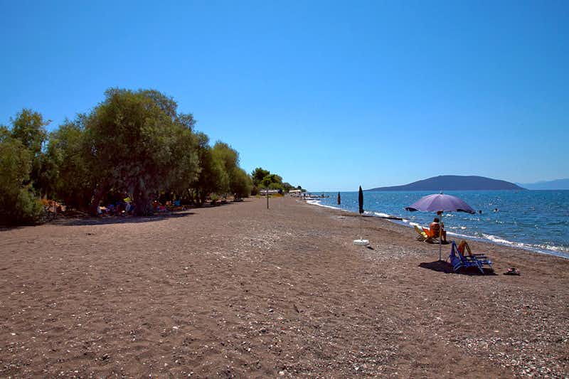 Camping Iria Beach - Strand direkt am Campingplatz mit Blick auf das Mittelmeer