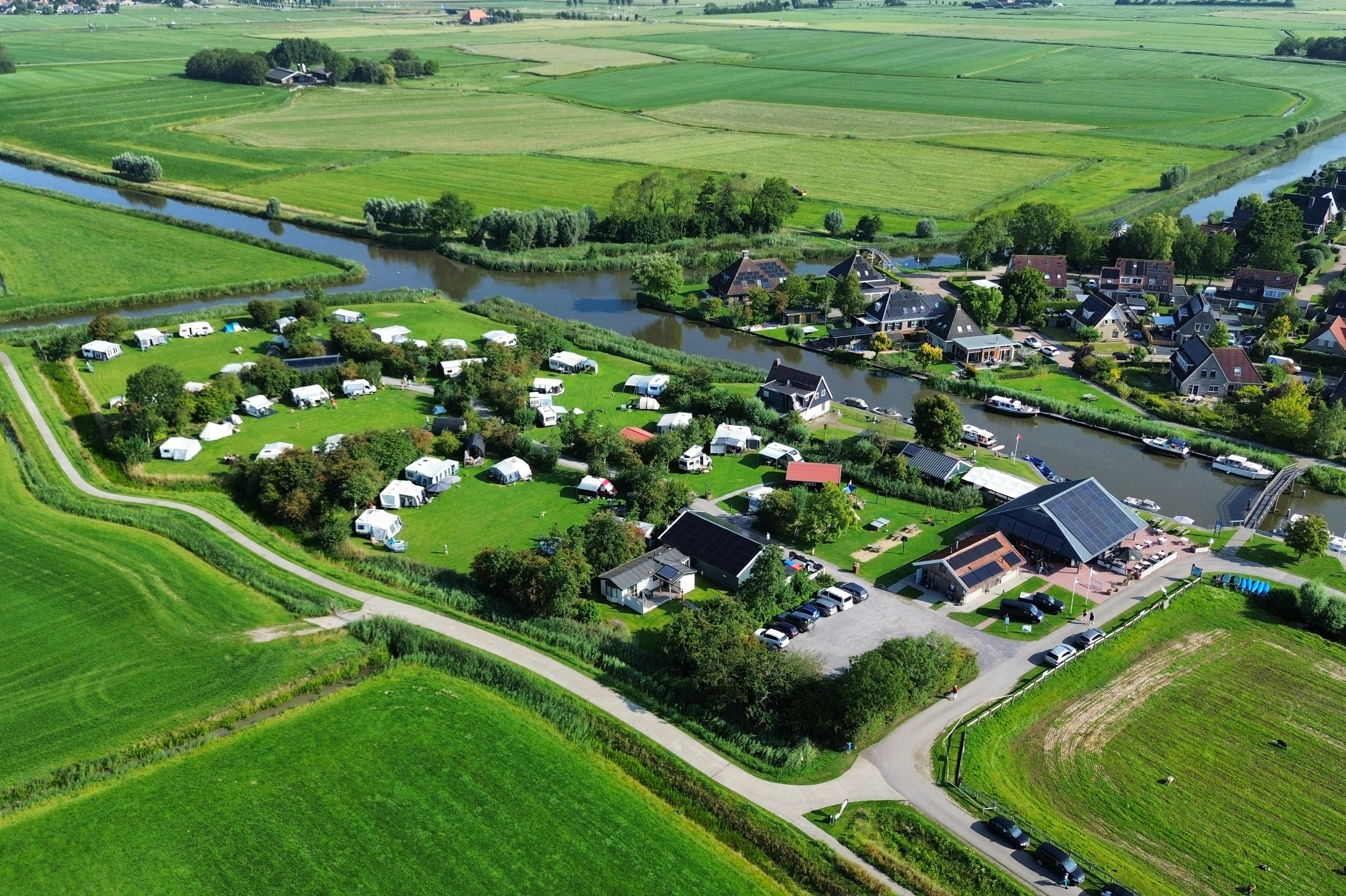 Camping It Kruswetter  - Luftaufnahme des Campingplatzes