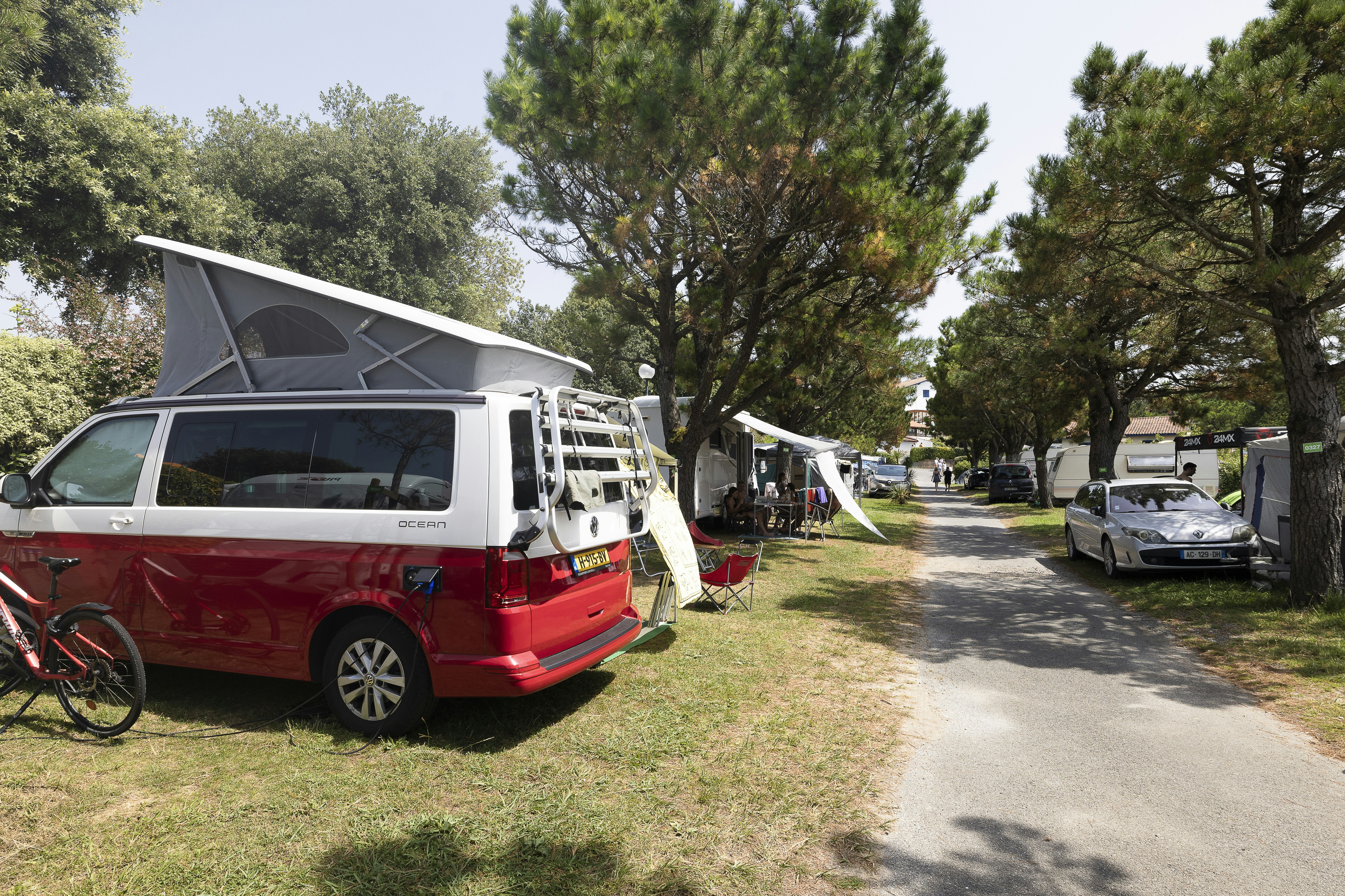 Camping Itsas-Mendi - Standplätze auf dem Campingplatz
