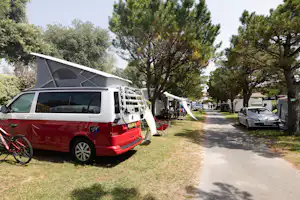Camping Itsas-Mendi - Standplätze auf dem Campingplatz