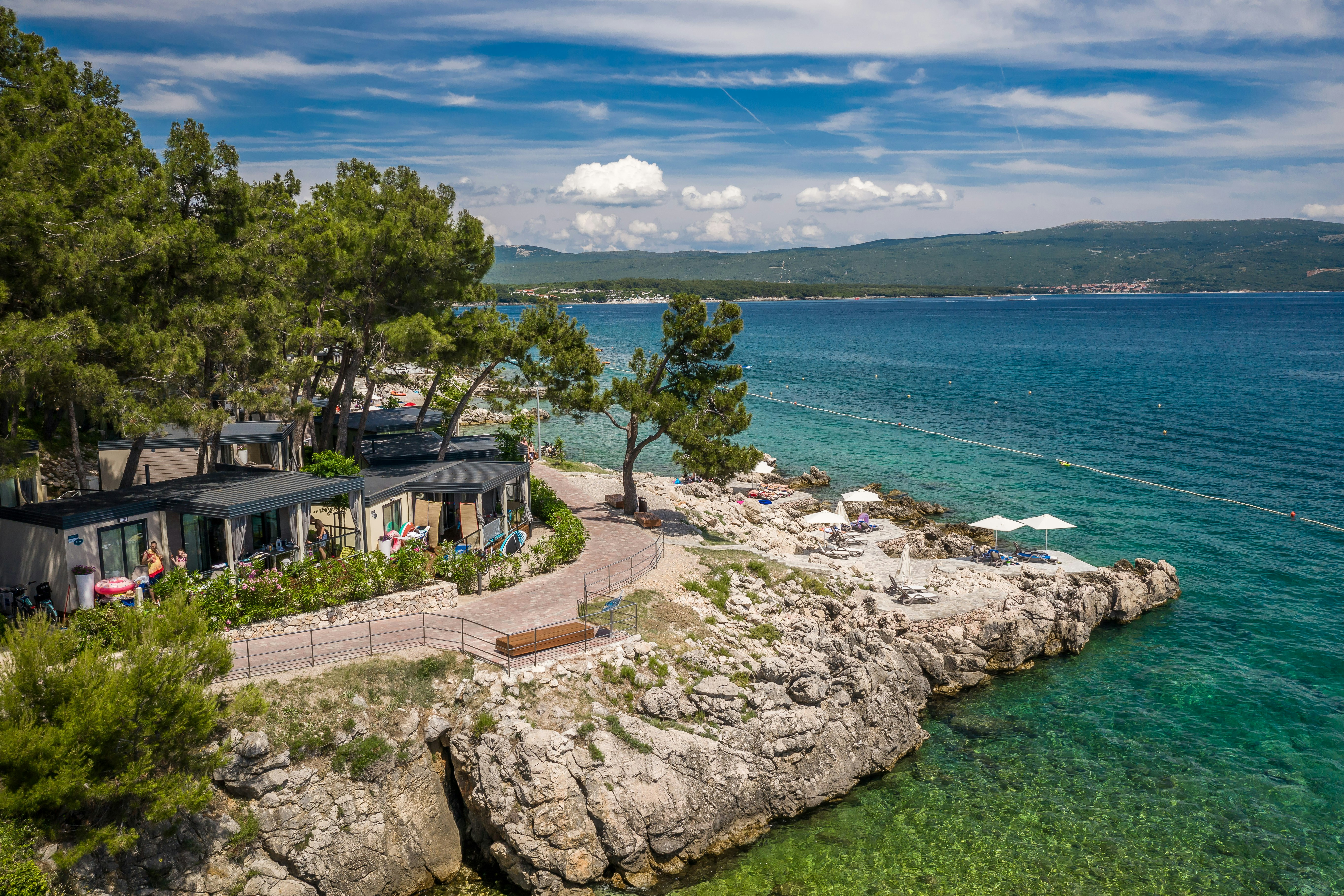 Ježevac Premium Camping Resort  Valamar Camping Ježevac - Mobilheime an Wasserfront