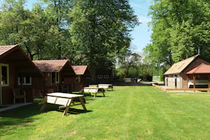 Camping Jena - Ferienwohnungen-im-Gruenen