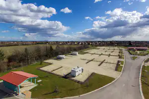 Camping JUFA Vulkán Thermen Resort - Eingang des Campingplatz