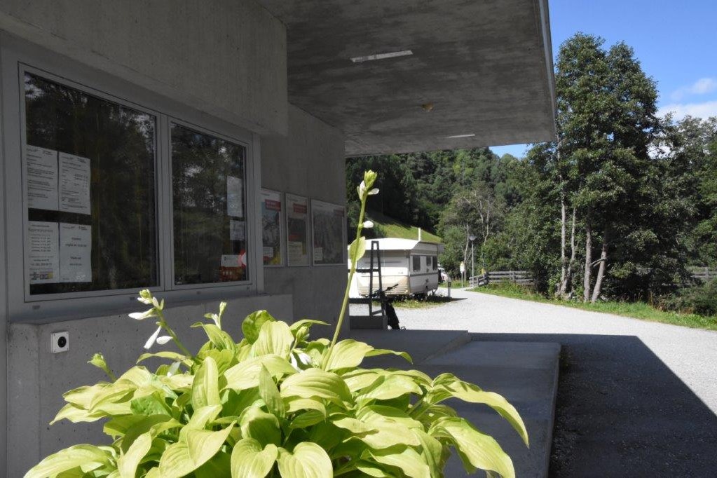 Camping Julia - Servicegebäude auf dem Campingplatz