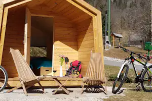 Camping Kamne - Mobilheim auf dem Campingplatz