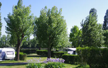 Kanopée Village